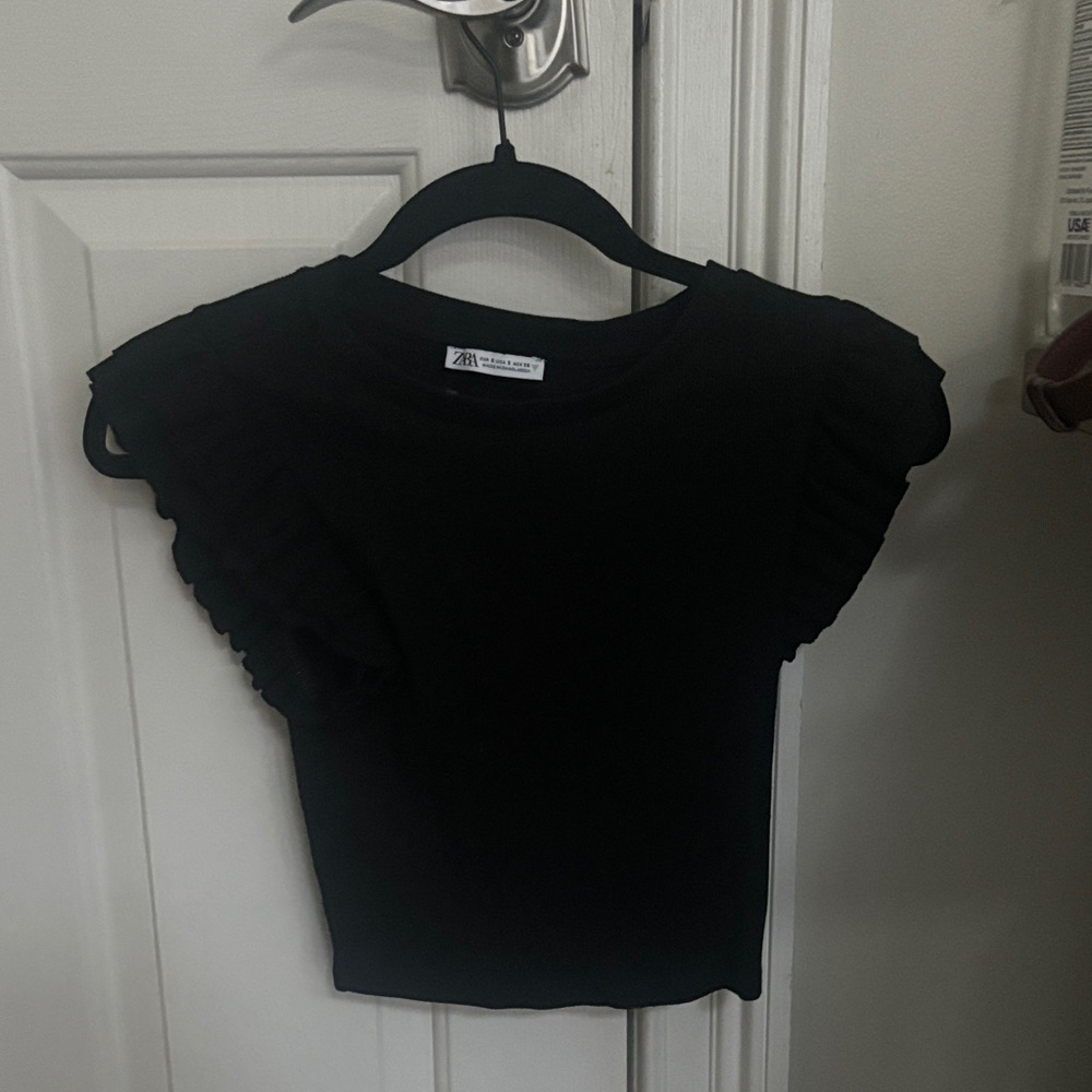 Zara Elegant Black Knitwear